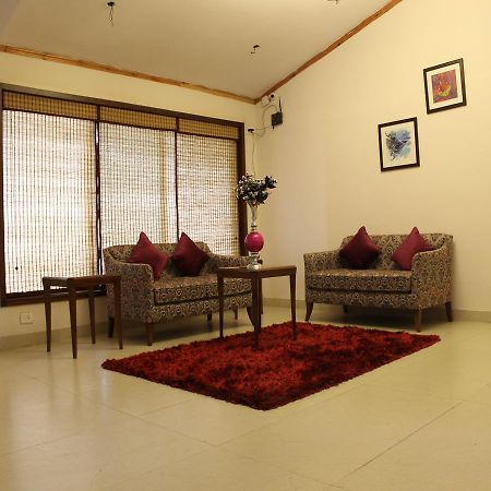 Oyo 2531 Hotel Una Comfort Misty Oak Nainital Exterior foto